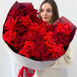 Букет из 21 красной французской розы